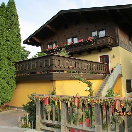Apartament Haus Am Dorfplatz Uttendorf Zewnętrze zdjęcie
