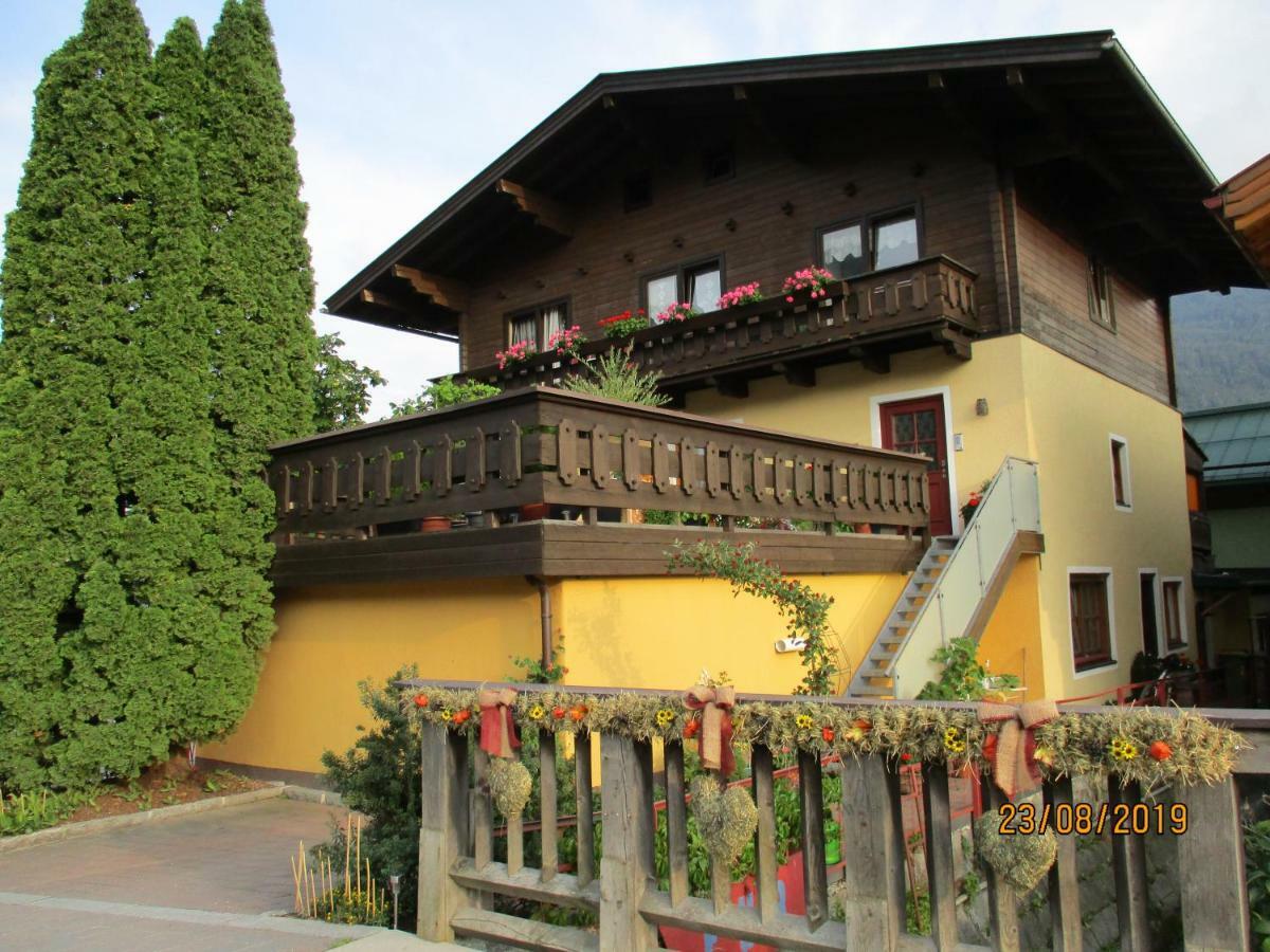 Apartament Haus Am Dorfplatz Uttendorf Zewnętrze zdjęcie